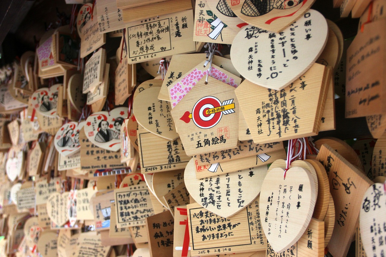中卫留学日本之融入日本社会：文化交流与学术提升的完美平衡
